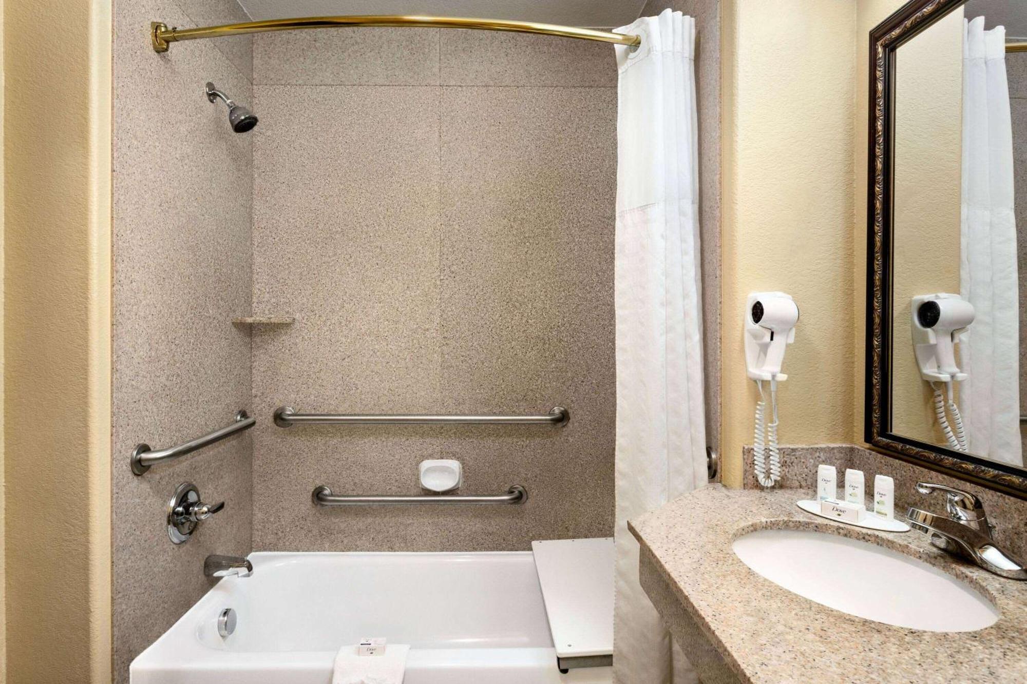 Baymont By Wyndham Wichita Falls Luaran gambar